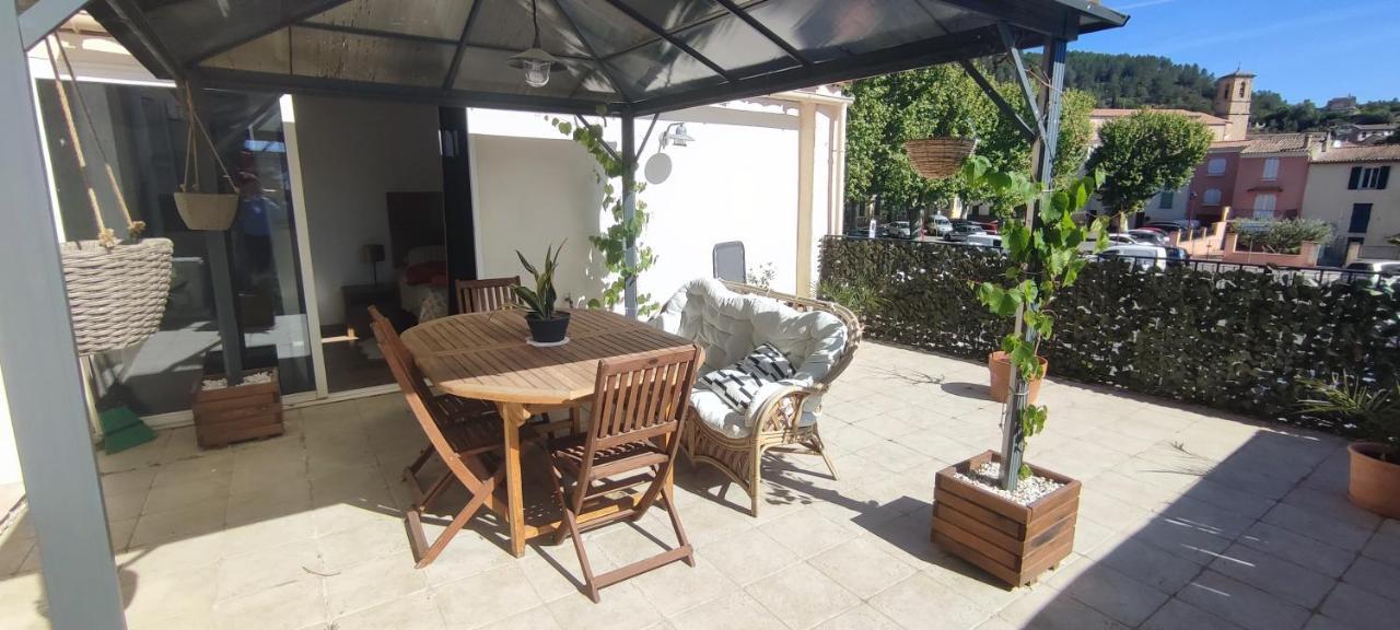 Appartement Provencal Avec Terrasse Dans Le Var Les Arcs-sur-Argens Ngoại thất bức ảnh